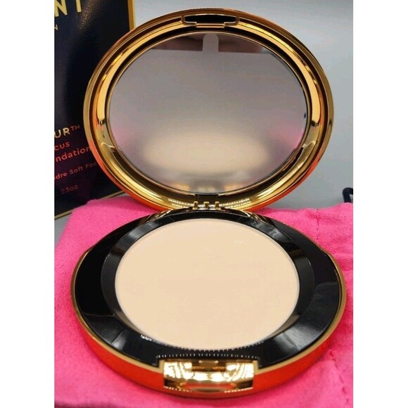 Relevant Delight 36 Rele-Blur Soft Focus Powder Foundation Compact - Picture 4 of 7